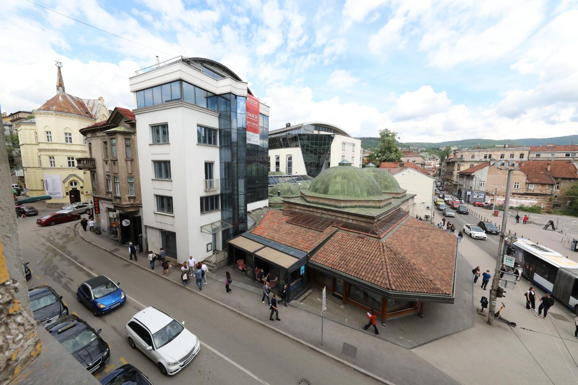 Historijski Luksuz U Starom Gradu, Garage Parking Сараєво Екстер'єр фото